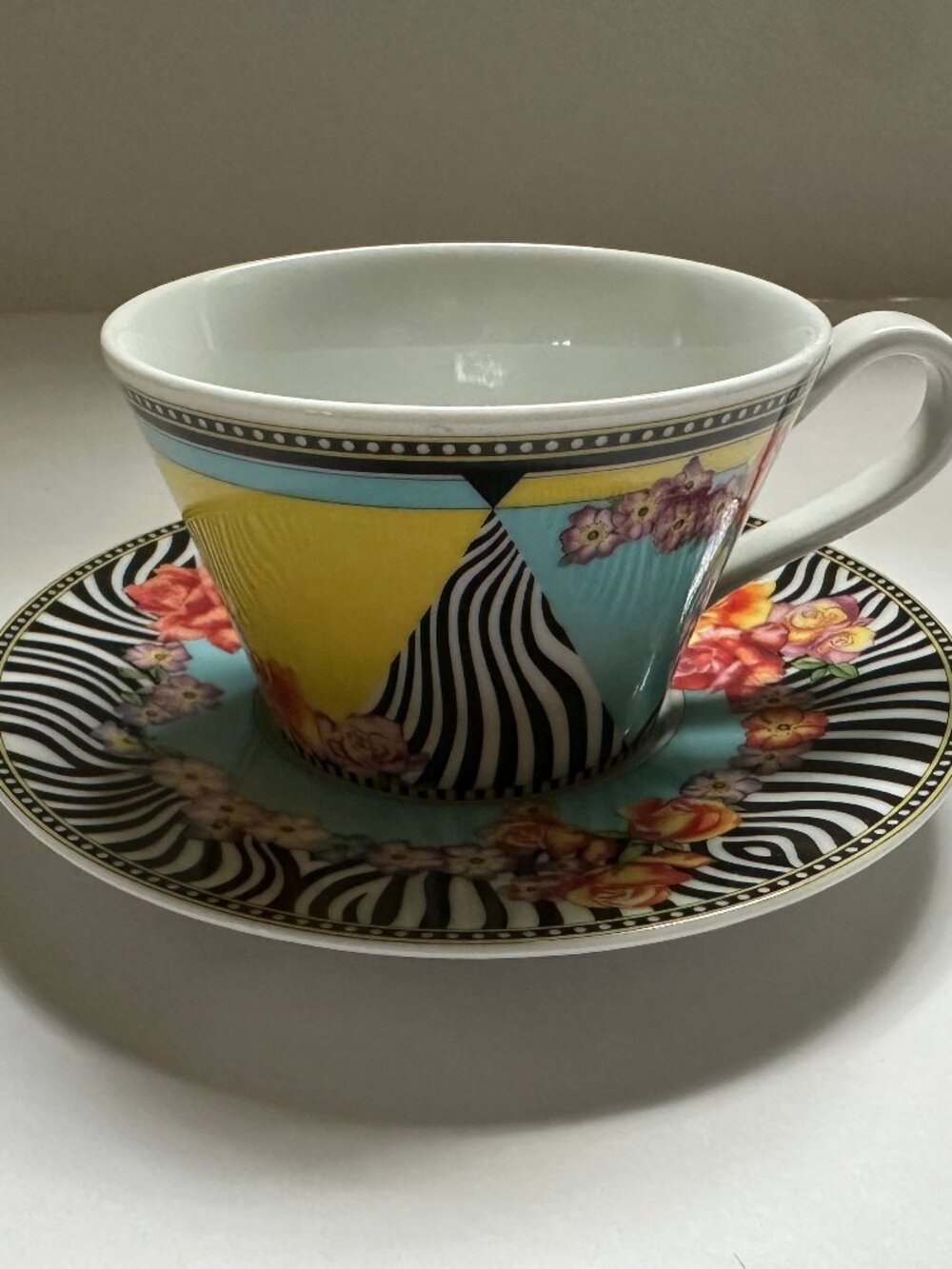 Versace Rosenthal Hot Flowers Tea Cup and Saucer Set